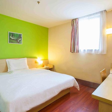 7Days Inn West Liaoyang Road Carrefour Qingdao Exteriör bild