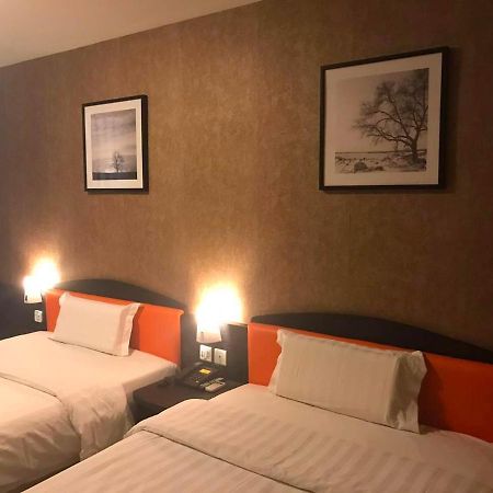 7Days Inn West Liaoyang Road Carrefour Qingdao Exteriör bild