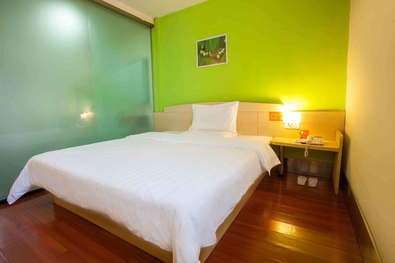 7Days Inn West Liaoyang Road Carrefour Qingdao Exteriör bild