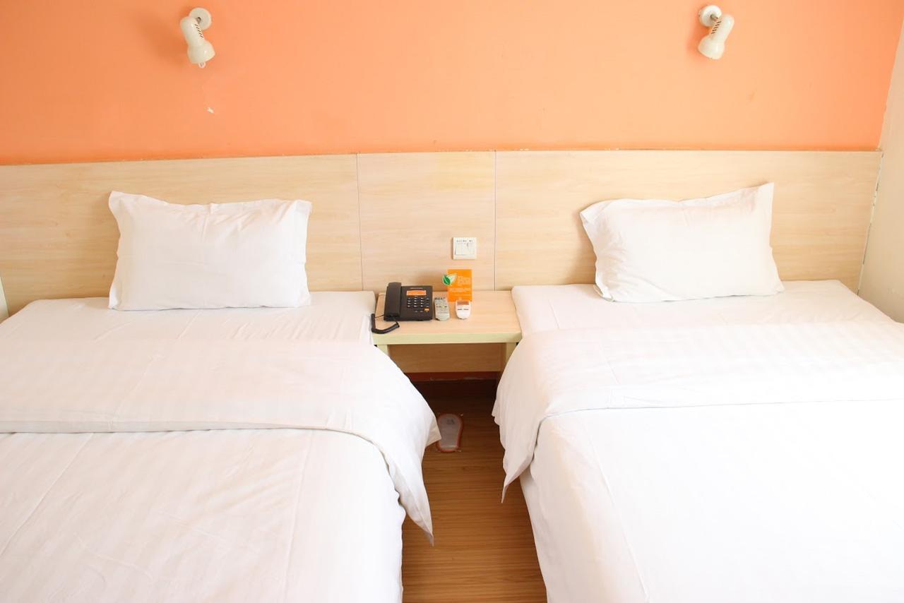 7Days Inn West Liaoyang Road Carrefour Qingdao Exteriör bild